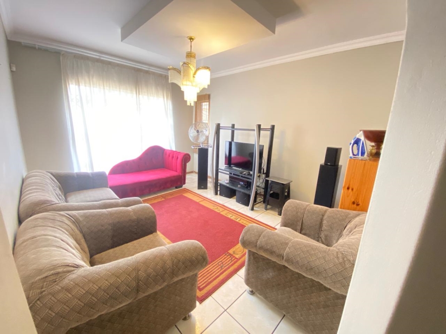 5 Bedroom Property for Sale in Fauna Free State